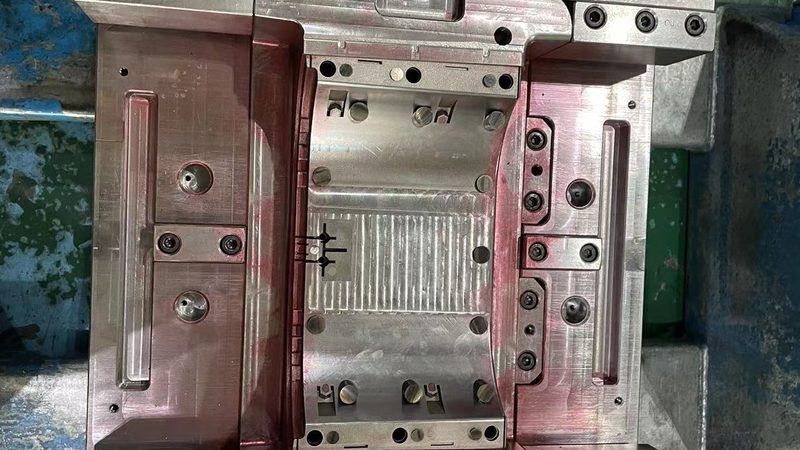 塑胶模具尺寸精度检测：关键步骤与要点解析**