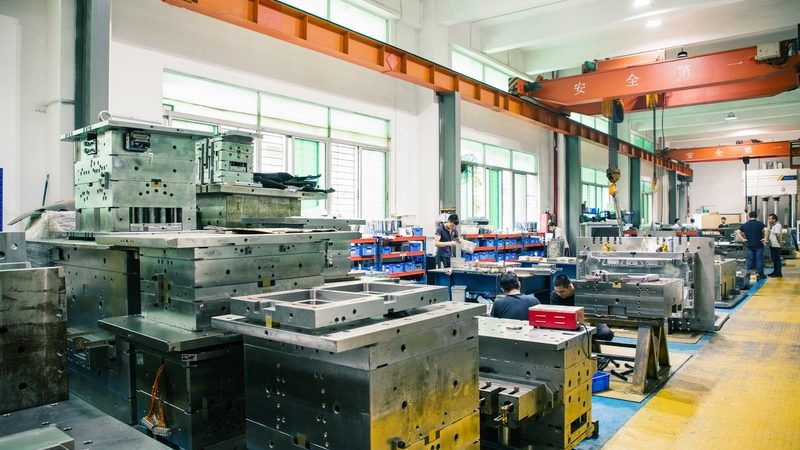 揭秘精密模具代理加盟：费用构成与投资考量