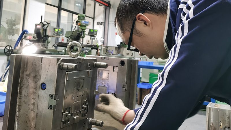 冲压模与锻压模：两种模具工艺的差异化解析